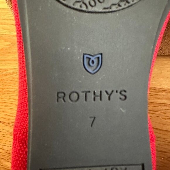 Rothy's Cardinal Red and Ecru Tan Flat Slip-on Shoes (2 pairs of shoes) Size 7 - Picture 5 of 16